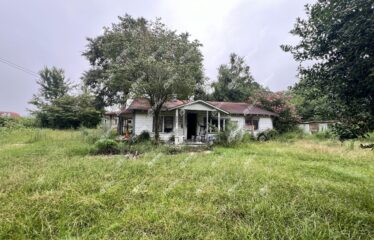 Moores Ln, Lumberton , NC 28358