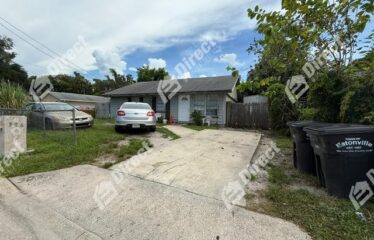 Clark St, Maitland, FL 32751
